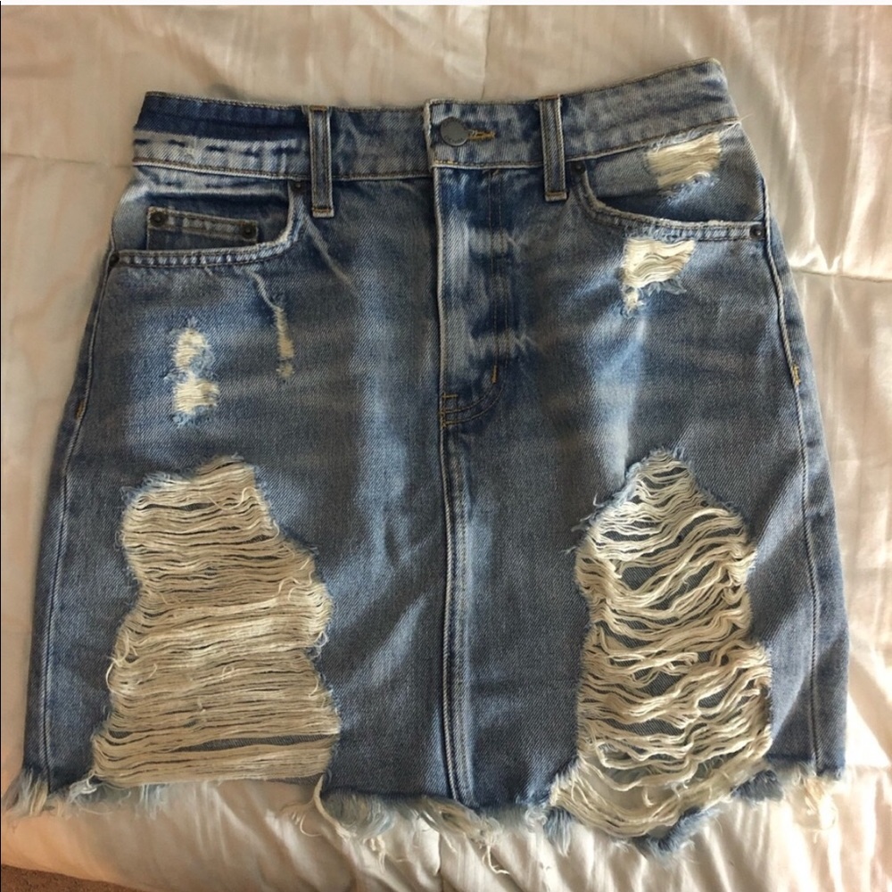 LF denim skirt NWT